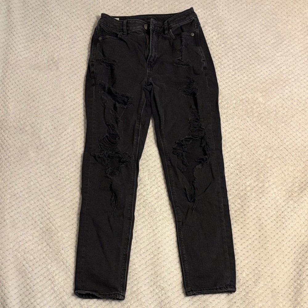 American Eagle Outfitters Black Ripped Boyfriend Jeans Size 00 regular